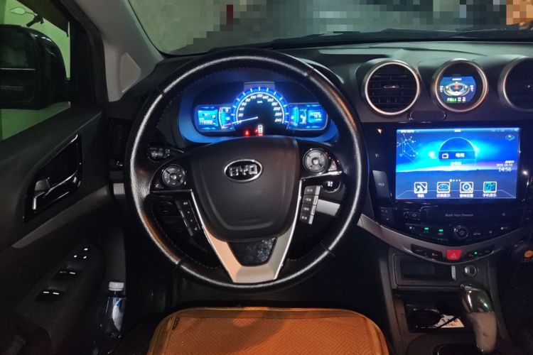 Used BYD S7 2015 2.0T Automatic Prestige Model