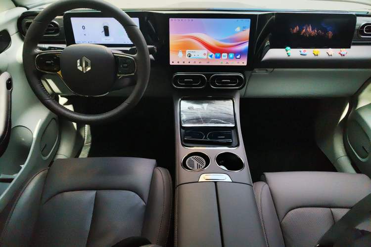 Used Leapmotor C11 2023 Range-Extended 300 Smart Enjoyment Edition
