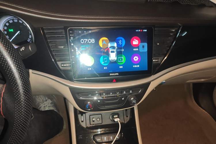 Used Buick Verano 2015 Sedan 15S Automatic Leading Model Audio And AC Panel