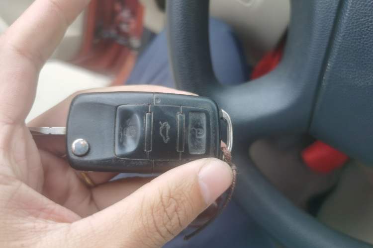 Used Skoda Fabia 2011 1.4L Manual Crystal Edition Vehicle Key