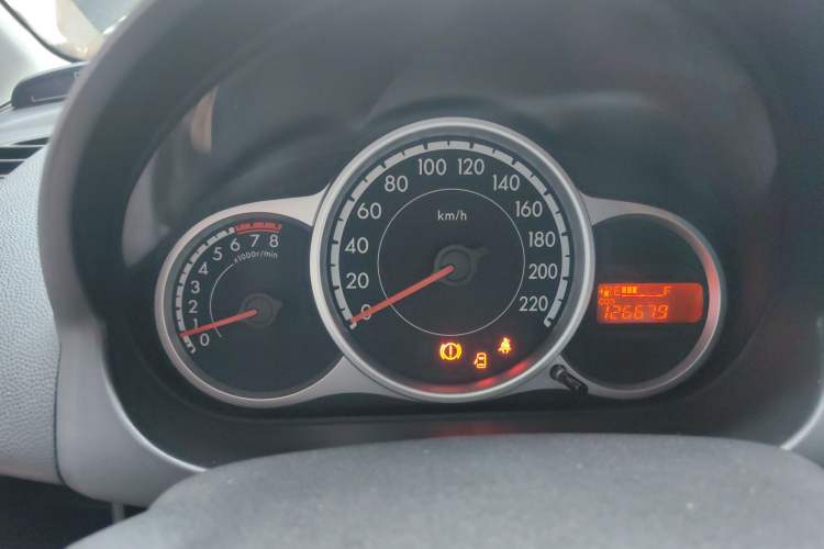 Used Mazda 2 2011 XuanDong 1.5L Manual Fashion Edition
