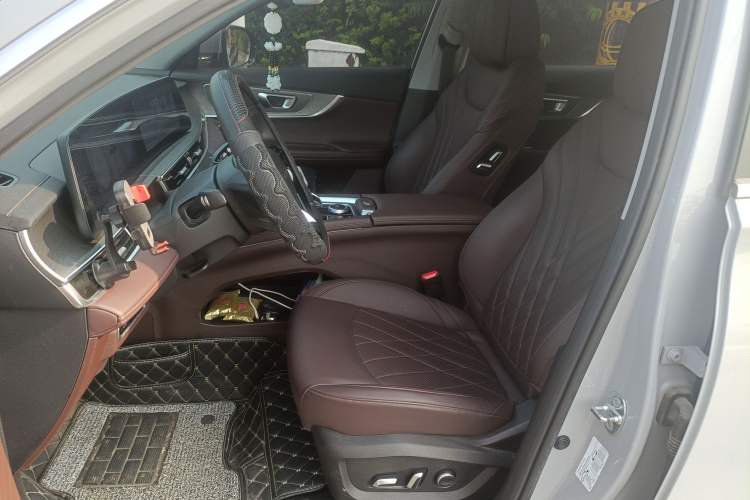 Used Chery Tiggo 8 PRO 2024 Champion Edition 290T Two-Wheel Drive Peak Version 5 Seats
