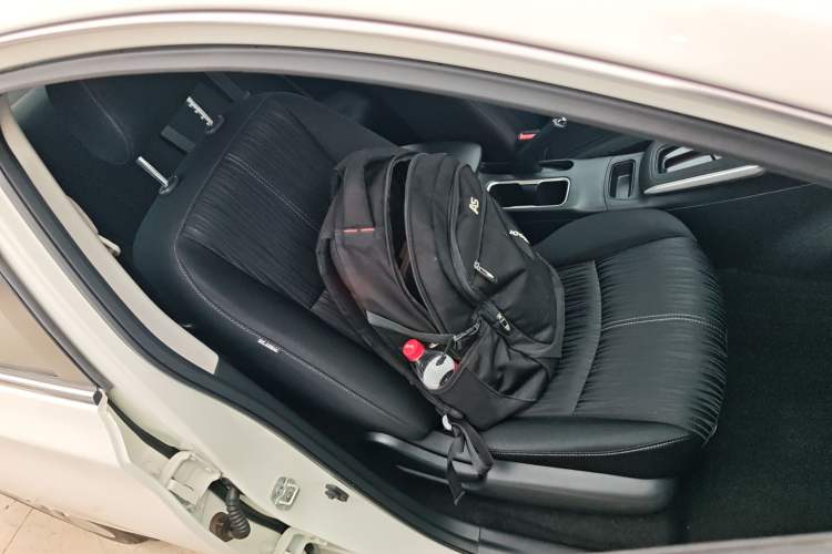 Used Nissan Sylphy 2021 Classic 1.6XE CVT Comfort Edition Right Front Seat