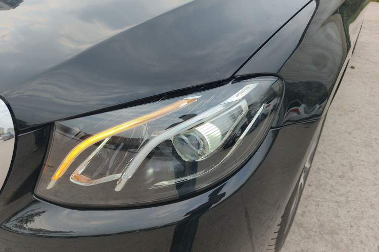 Used Mercedes-Benz E-Class 2019 Facelifted E 300 L Stylish Version Left Front Headlight