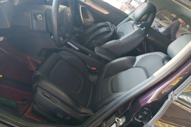 Used DS 4S 2018 30THP Enjoyment Model