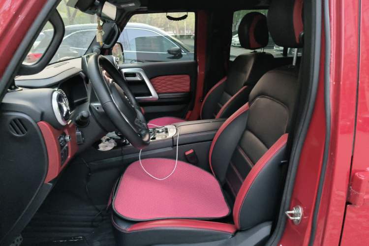 Used BAIC Off-Road BJ40 2019 PLUS 2.3T Automatic Four-Wheel Drive Flagship Edition China VI Emission Standard