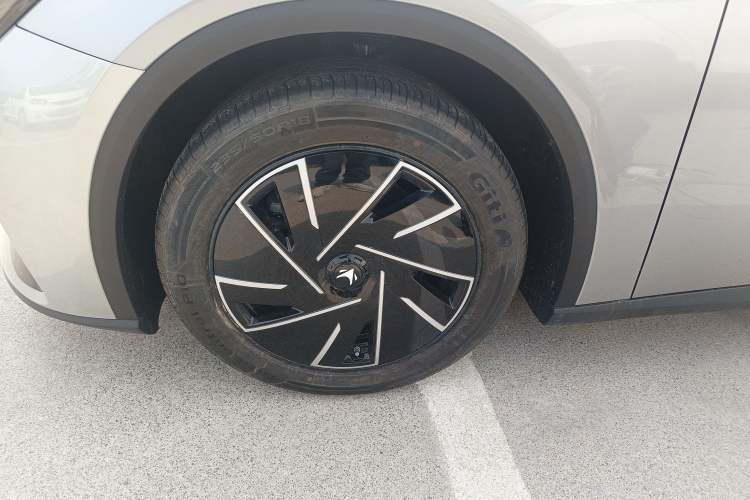 Used ARCFOX Alpha S5 2024 560PRO 185kW