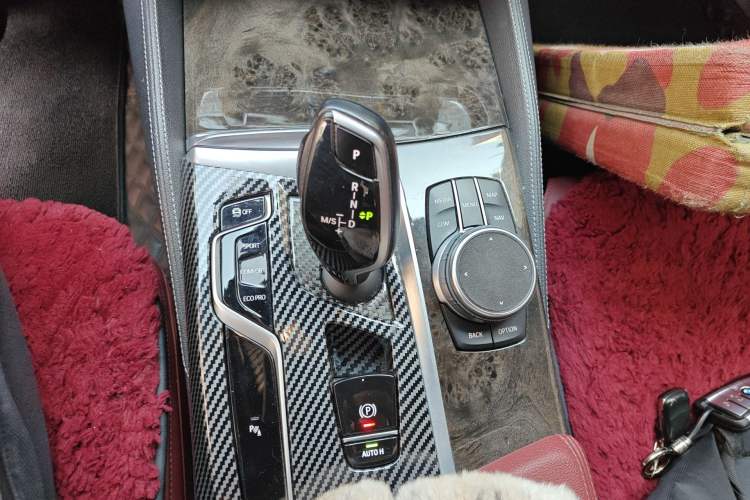 Used BMW 5 Series 2021 525Li M Sport Package Gear Lever