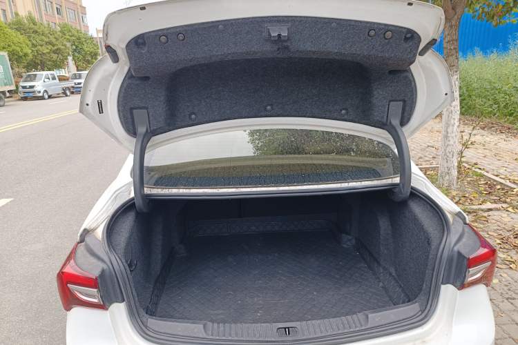 Used Buick Verano 2020 20T CVT Leading Edition Trunk