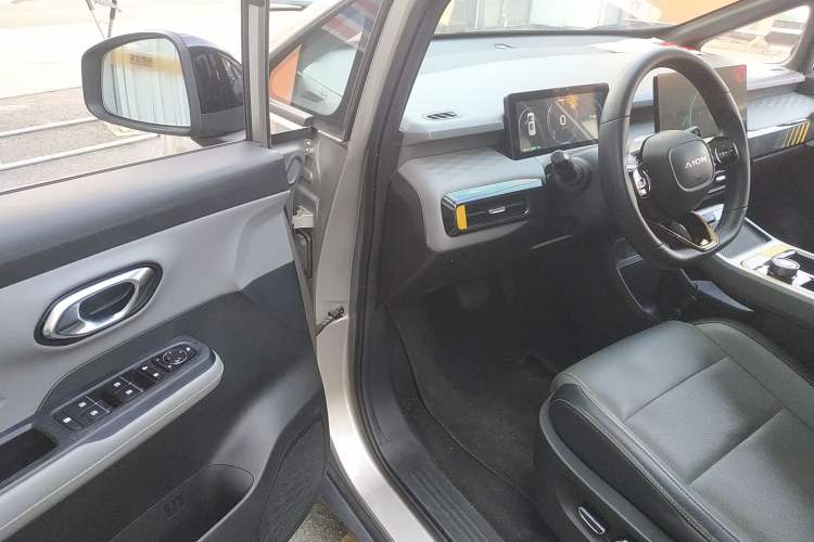 Used AION Y 2022 70 Intelligent Edition Lithium Iron Phosphate
