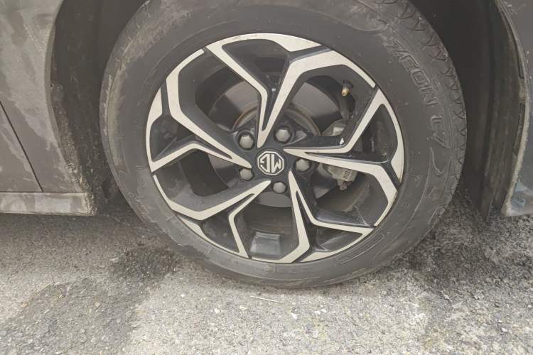 Used MG 5 2021 180 DVVT CVT Youth Luxury Edition