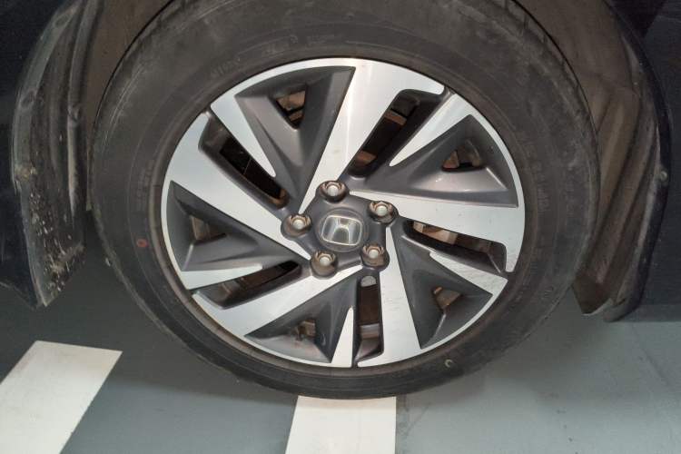 Used Honda Crider 2019 180 Turbo CVT Leading Edition China V Right Front Wheel Hub