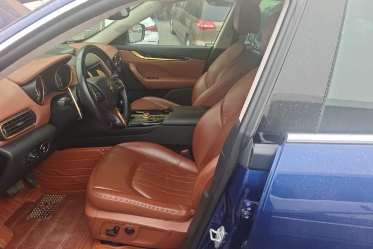 Used Maserati Levante 2016 3.0T Standard Edition Left Front Seat