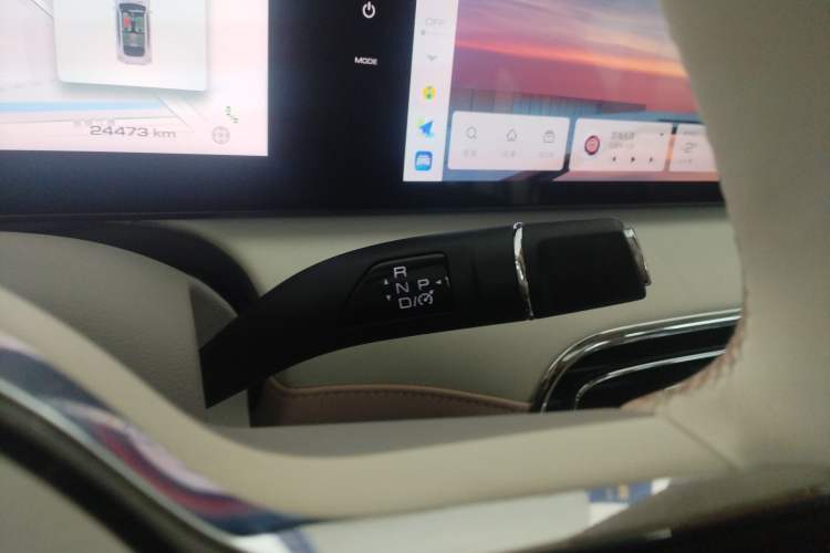 Used ORA Ballet Cat 2022 401 km Nutcracker Edition
