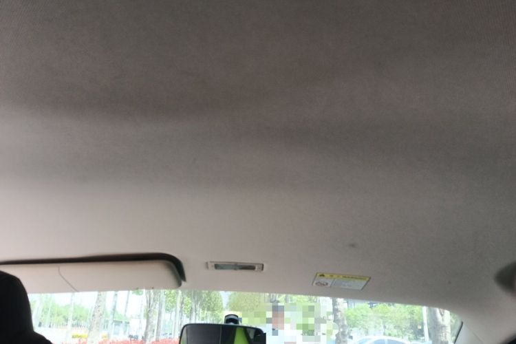 Used Roewe Clever 2021 302 km New Four-Seater Super-Efficient Version
