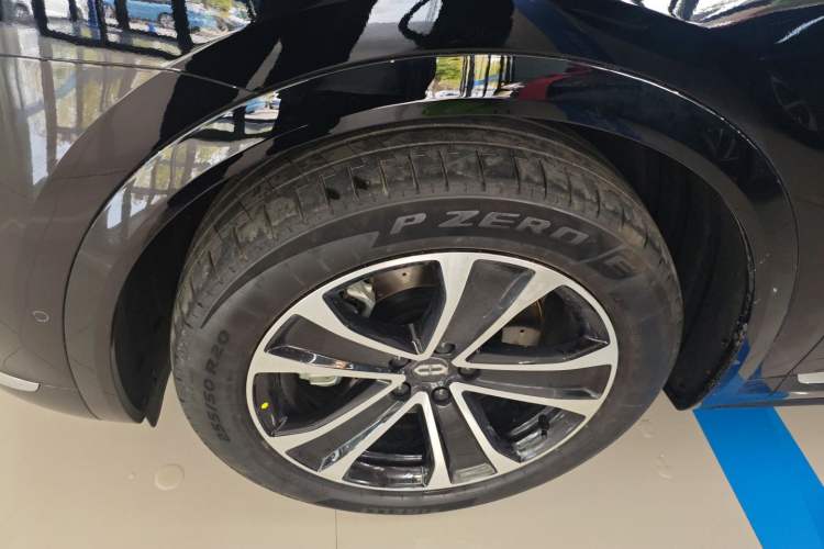 Used Hima AITO M7 2026 Model Range-Extending Max All-Wheel Drive 5-Seater Version Exterior 1