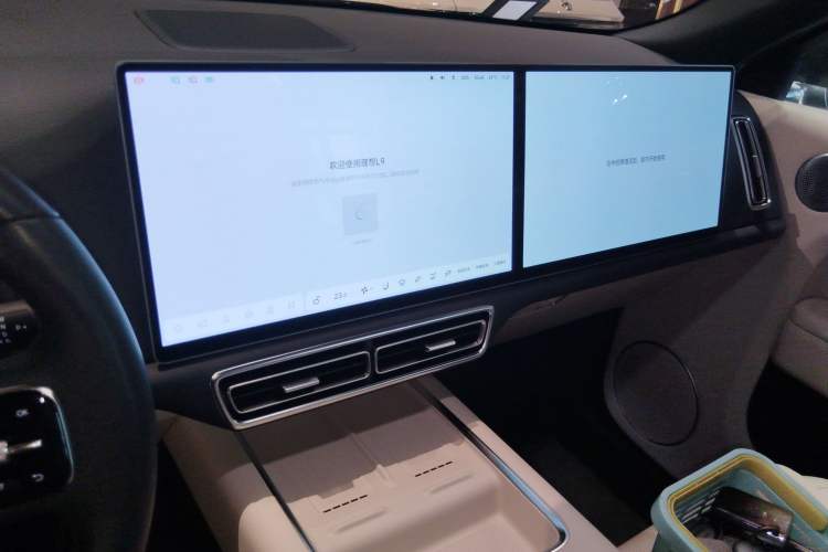 Used Li Auto L9 2024 Ultra Model Audio And AC Panel