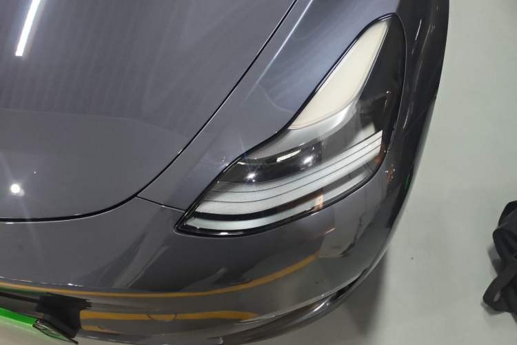 Used Tesla Model Y 2021 Long-Range All-Wheel-Drive Version 3D7