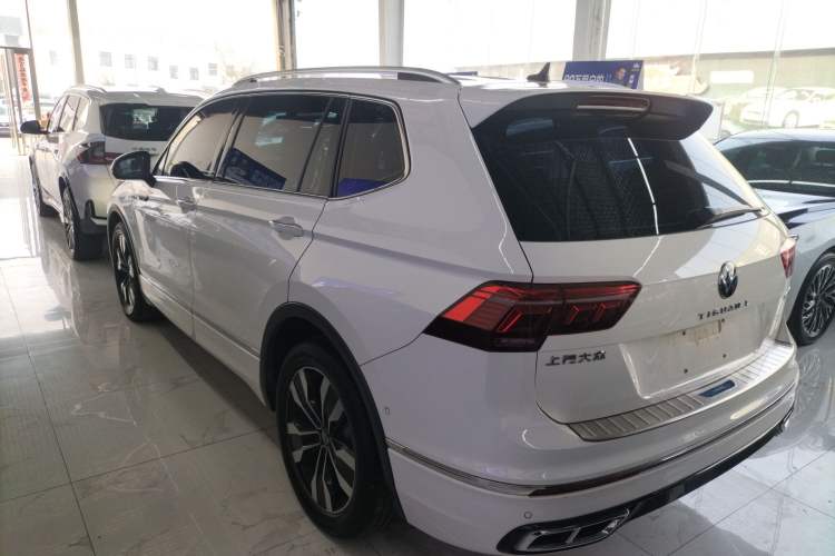 Used Volkswagen Tiguan L 2022 330TSI Automatic Two-Wheel Drive R-Line Enhanced Edition
