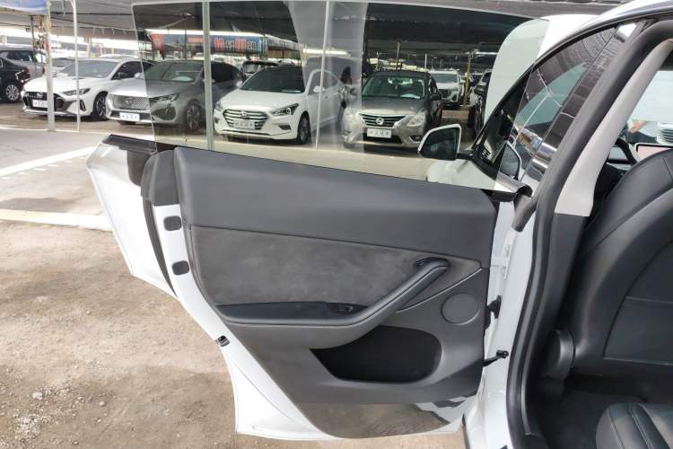 Used Tesla Model Y 2022 Rear-Wheel-Drive Version