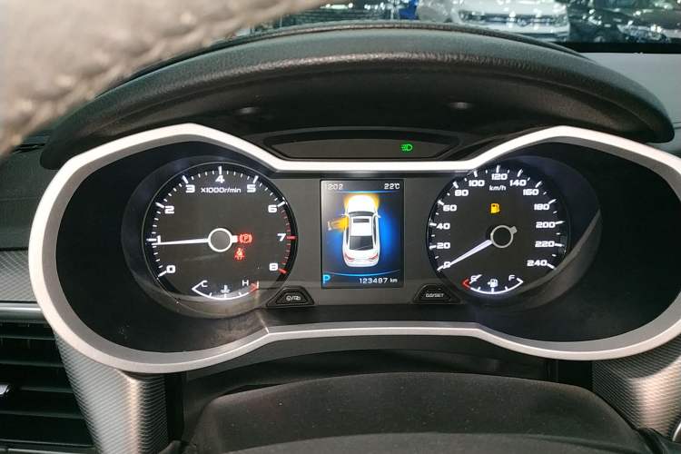 Used Geely Auto Emgrand GL 2018 1.4T DCT Elite Smart Connectivity Version Instrument Cluster