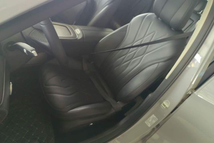 Used Chery Fengyun A8L 2025 1.5 TGDI 145 km Luxury Version Left Front Seat