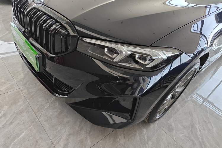 Used BMW i3 2025 eDrive 35 L
