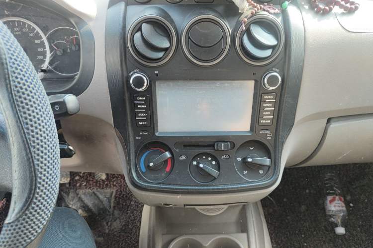 Used Wuling Hongguang 2014 1.2L Standard Model China IV