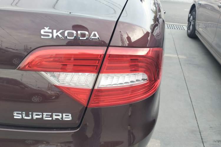 Used Skoda Superb 2013 1.4TSI DSG Sport Edition Exterior 3