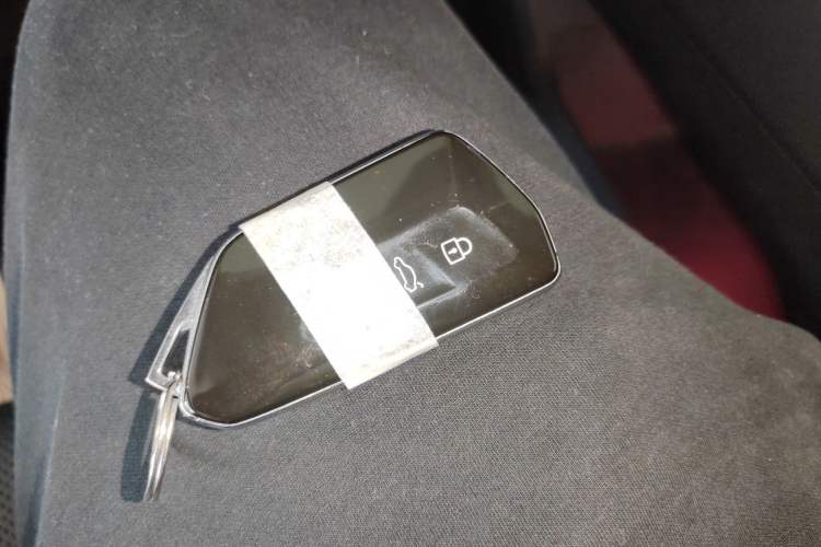 Used Volkswagen ID.7 VIZZION 2024 PRO Model Vehicle Key