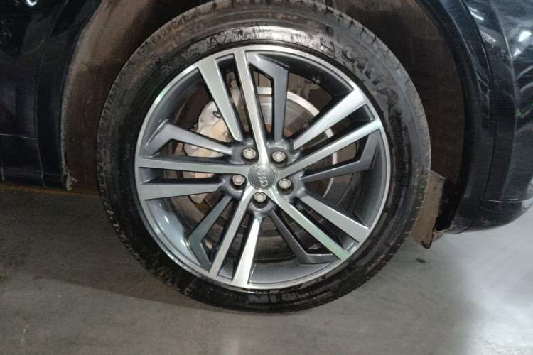 Used Audi Q5L 2020 Updated 40 TFSI Prestige Fashion Edition