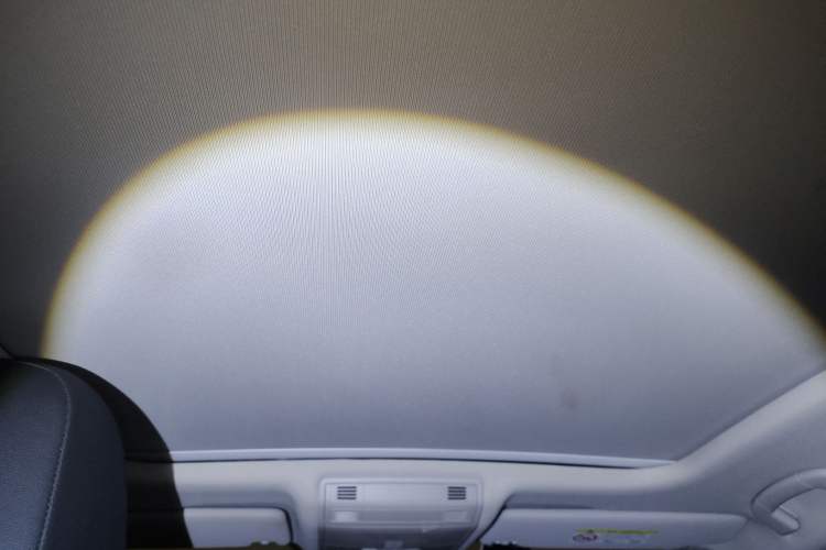 Used Volkswagen Sagitar 2019 200TSI DSG Comfort Version China VI Standard Headliner