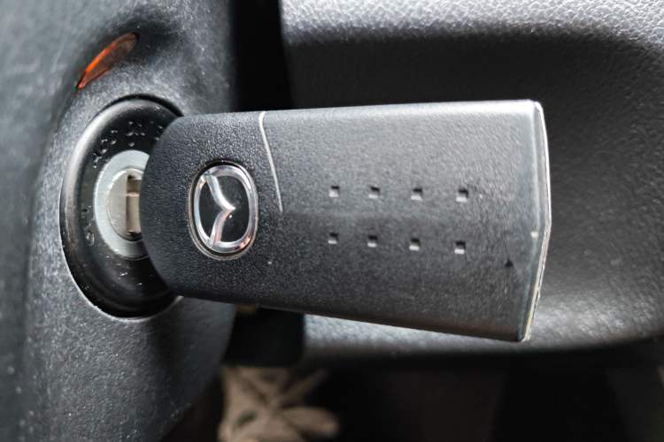 Used Mazda CX-7 2014 2.5L 2WD Fashion Edition Vehicle Key