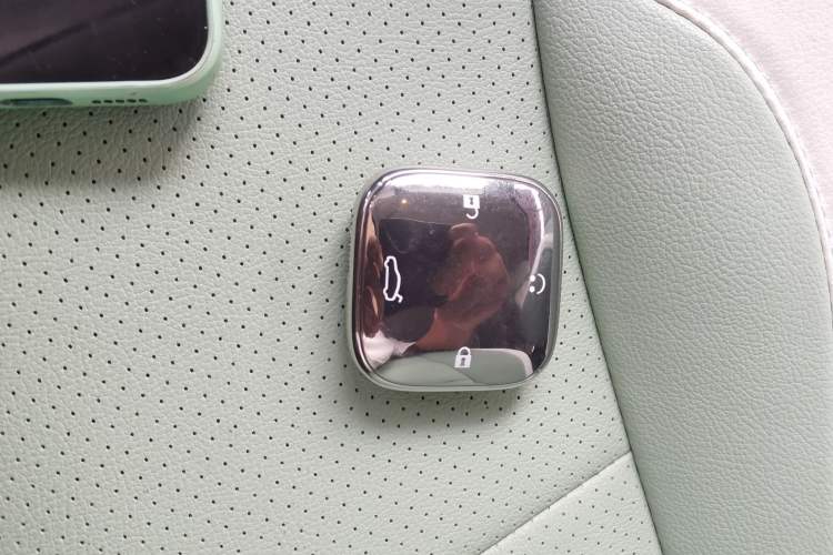 Used Changan Lumin 2022 210km Sweet Edition