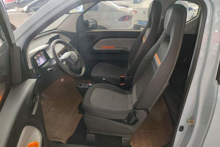 Used Wuling Hongguang MINIEV 2020 Freedom Version Lithium Iron Phosphate Left Front Seat