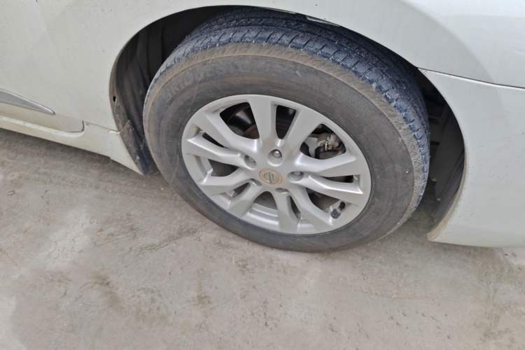 Used Nissan Teana 2013 2.5L XL Leading Edition Right Front Wheel Hub