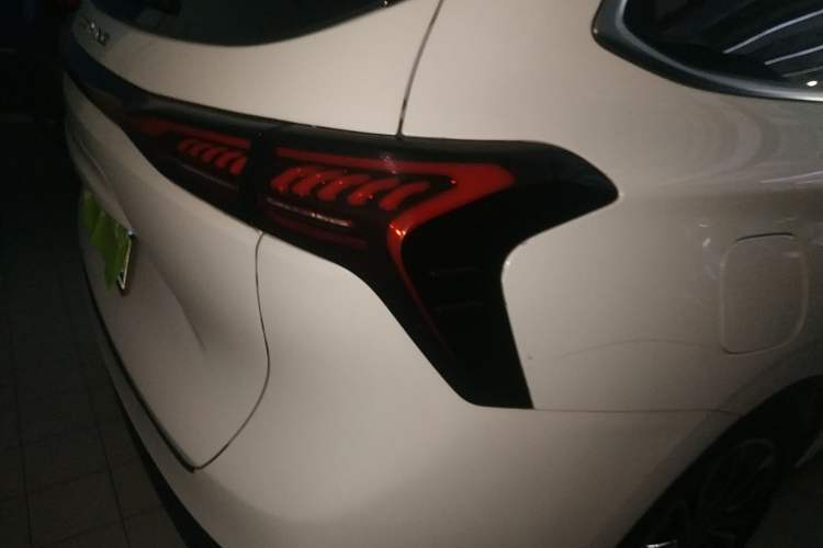 Used FORTHING Yacht 2022 1.5T DCT Chasing Wind Edition Right Rear Taillight