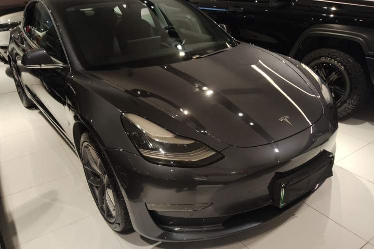 Used Tesla Model 3 2020 Refreshed Version Long-Range Rear-Wheel Drive Exterior 1