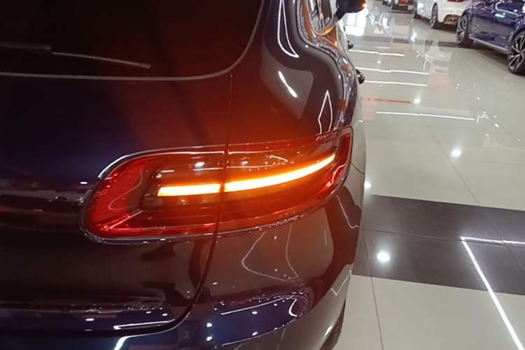 Used Porsche Macan 2017 Macan 2.0T