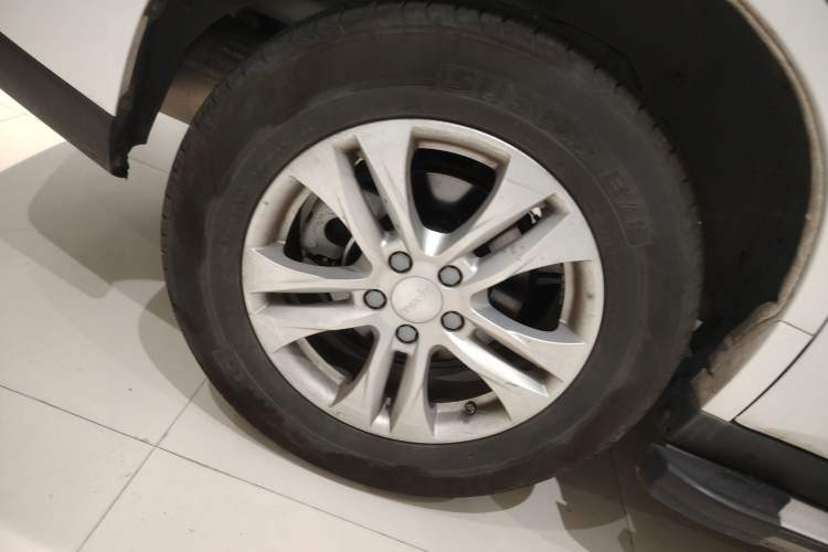 Used Haval M6 2023 PLUS 1.5T DCT Elite Smart Connectivity Model Right Rear Wheel Hub