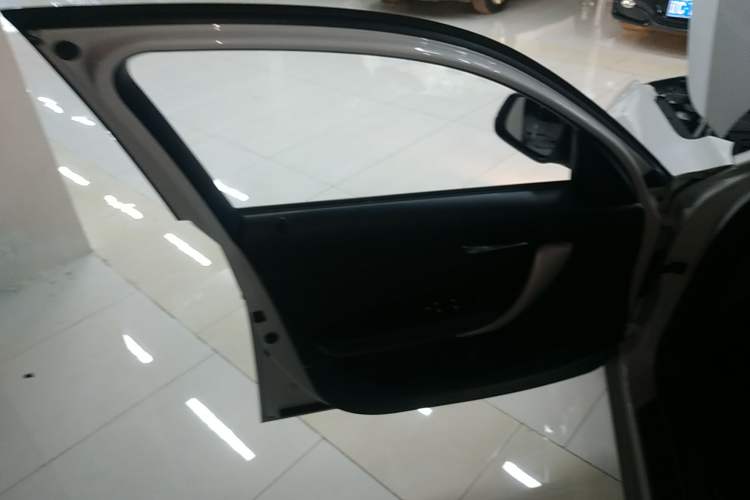 Used BMW 1 Series (Import) 2013 Facelifted 118i Leading Edition