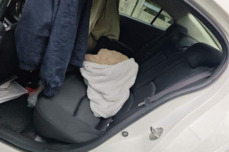 Used Mazda 3 Axela 2014 Sedan 1.5L Automatic Comfort Model Left Rear Seat