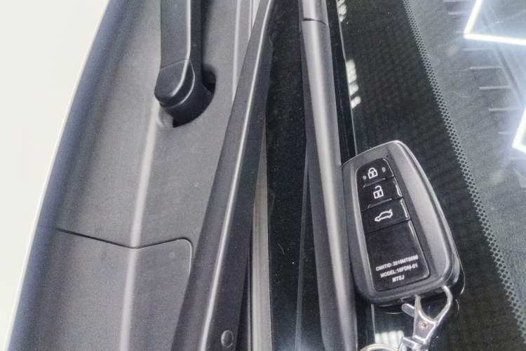 Used Toyota Corolla Cross 2023 2.0L Pioneer Edition
