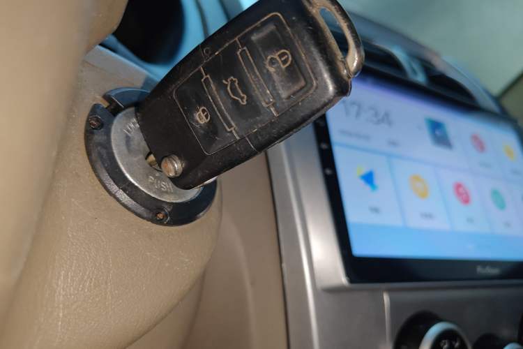 Used Hyundai Tucson 2009 2.0L Automatic Two-Wheel Drive with Sunroof