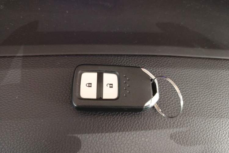 Used Honda Jade 2017 1.8L automatic Comfort version 5 seats
