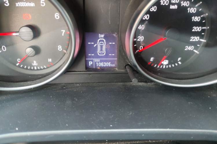 Used Haval H6 2016 Upgraded Model 1.5T Automatic Two-Wheel Drive Elite Version Odometer Close Up