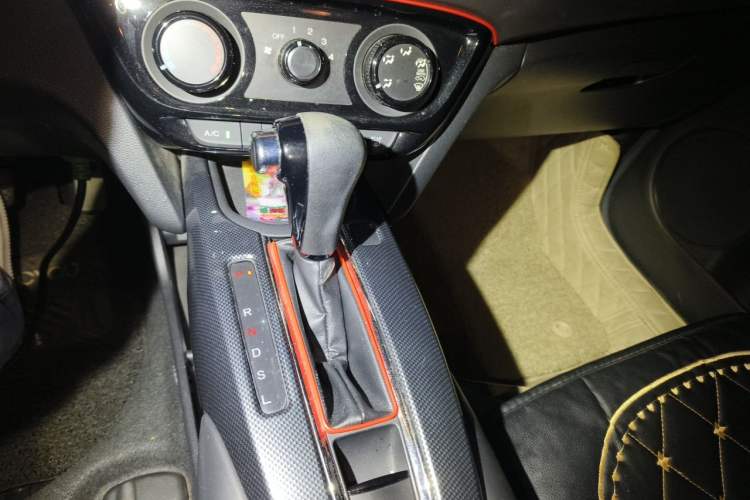 Used Honda XR-V 2015 1.5L LXi CVT Classic Edition