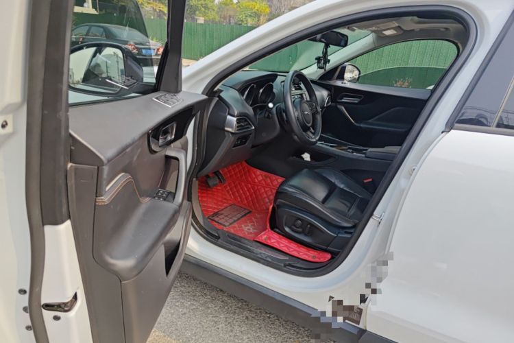 Used Jaguar F-PACE 2016 2.0T Two-Wheel Drive Urban Luxury Edition