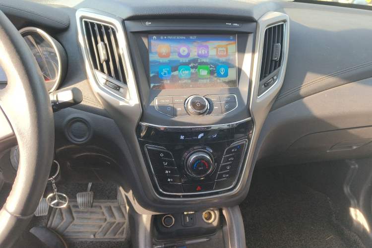 Used Changan CS35 2017 1.6L Manual Luxury Model
