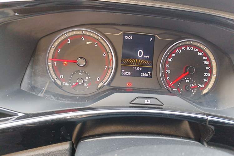 Used Volkswagen Tayron 2019 330TSI Two-Wheel Drive Luxury Model China VI Standard Odometer Close Up